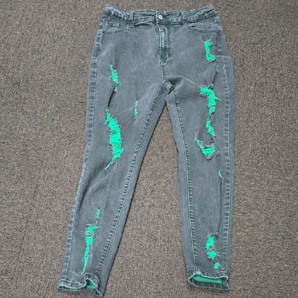 SHEIN Gray Skinny Jeans with Green Details